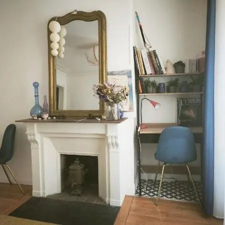 Avec Piano Apartman *